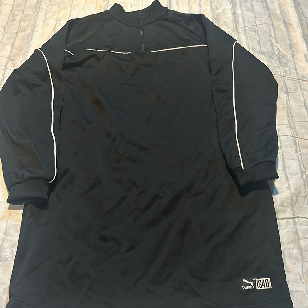 Men’s medium puma jacket